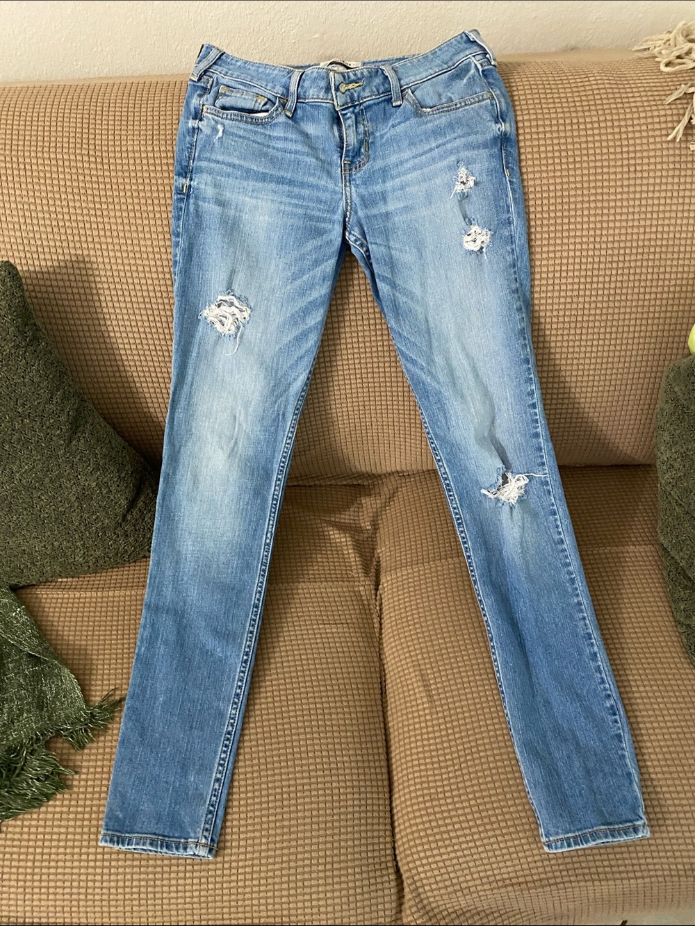 Hollister Low Rise  Distressed Skinny Jeans